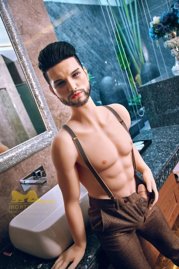 Irontech 162cm( 5'4'' ) Male | Kevin view 5