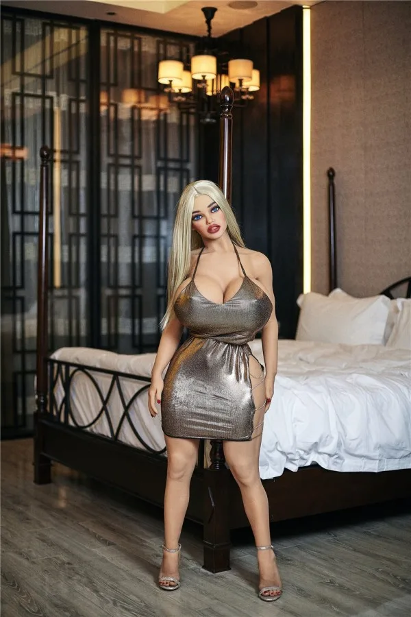 Irontech 140cm ( 4'7'' ) | Big Breasts Ana view 3
