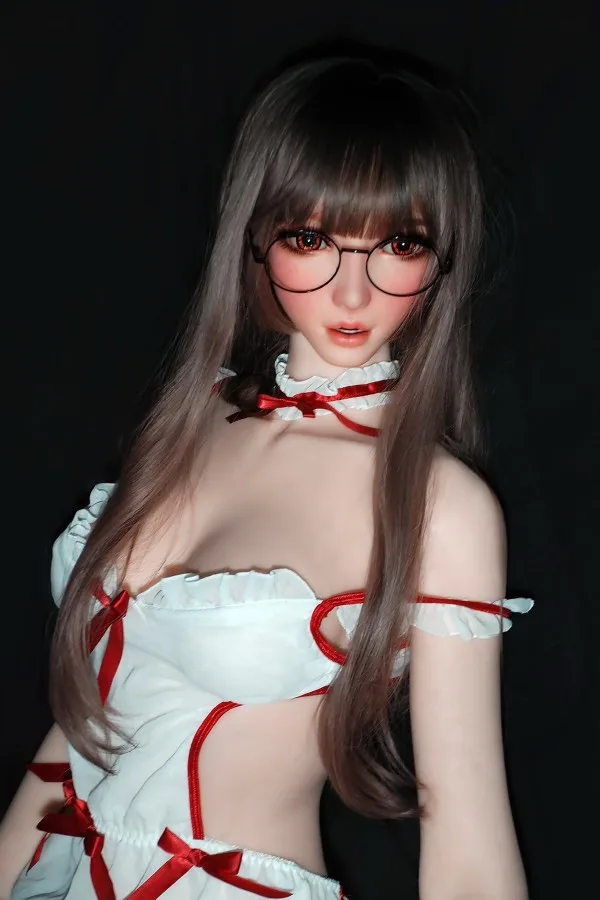 Elsa Babe 165cm - Rory view 3