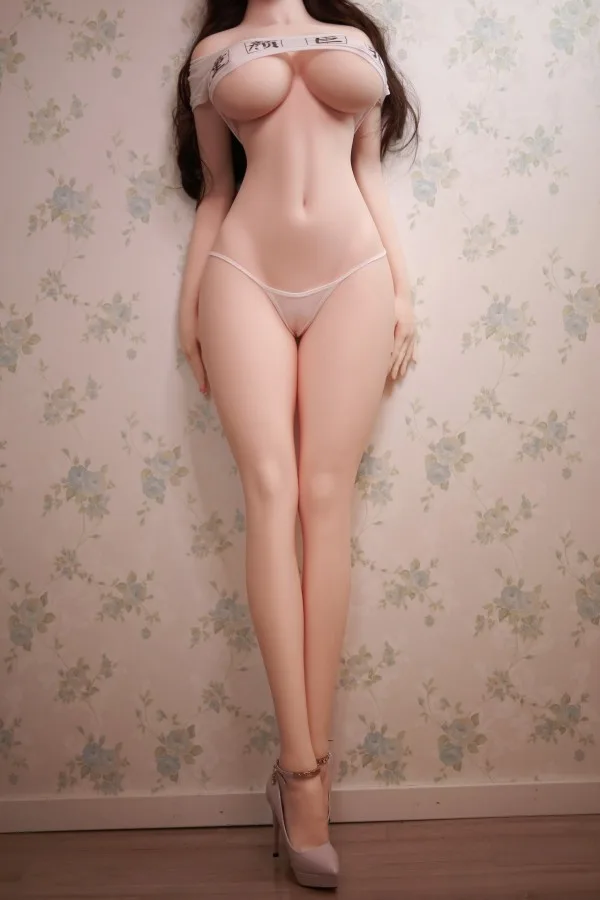 JY 168cm( 5'6'' ) | Izabella view 3
