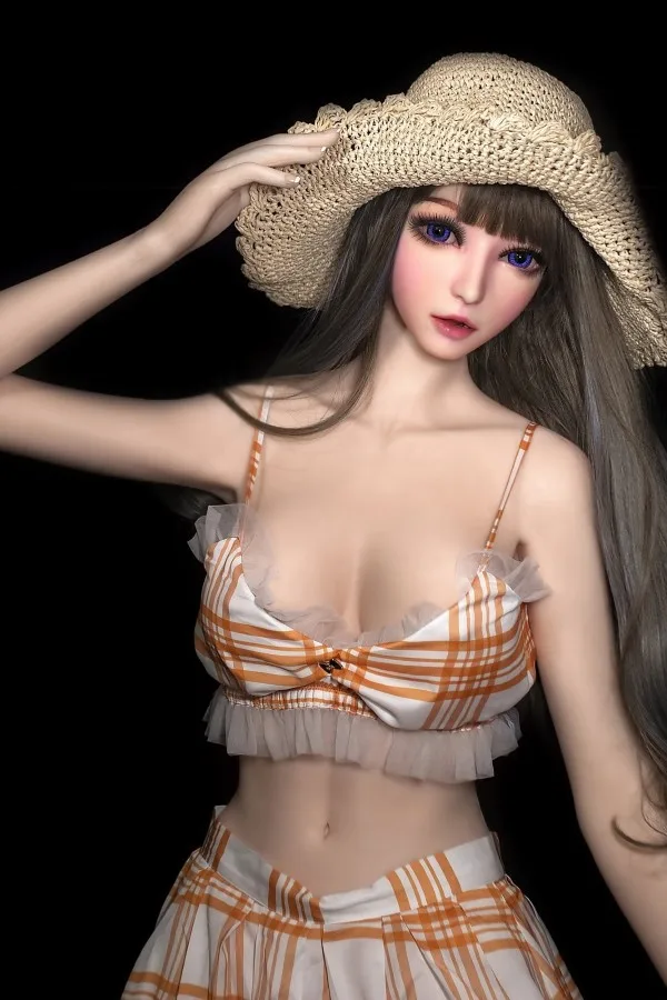 Elsa Babe 165cm( 5'5'' ) | Chiba Hotaru