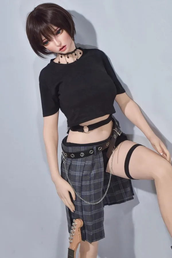 Elsa Babe 150cm( 4'11'' ) | Natsuki Kaoru