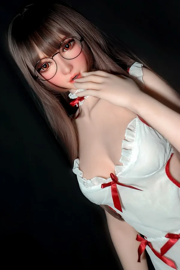 Elsa Babe 165cm - Rory view 5