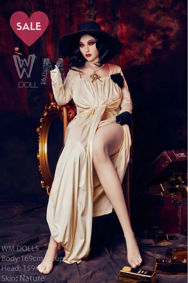 WM 169cm( 5'7'' ) L cup | Lady Dimitrescu view 2