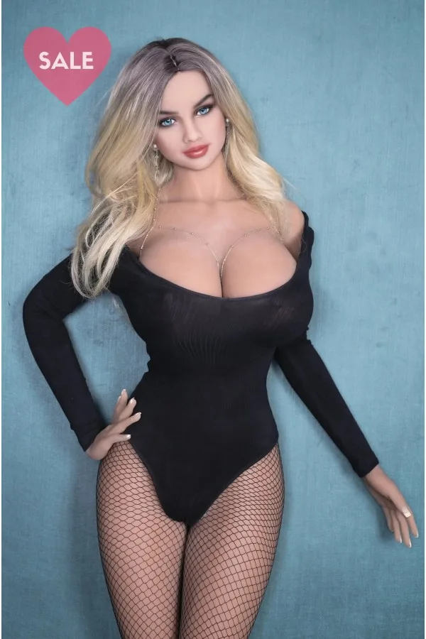 AF 170cm( 5'7'' ) Mega Boobs | Maya view 2