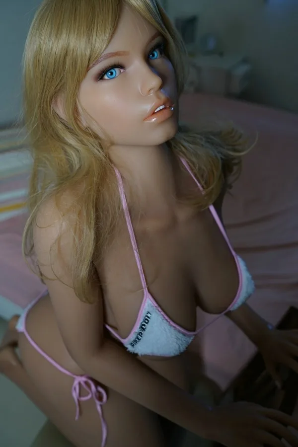 Piper Silicone 160cm( 5'3'' ) G cup | Jenny view 8