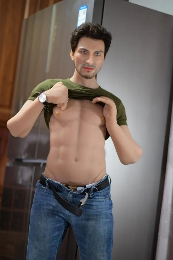6YE 170cm( 5'7'' ) Male| Bradley view 4