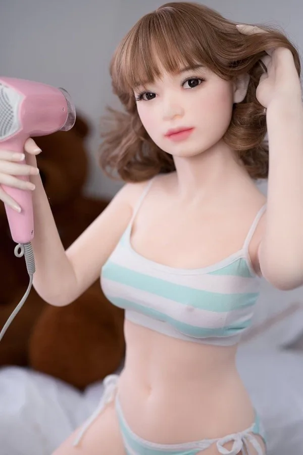 6YE 150cm( 4'11'' ) B cup | Mika view 2