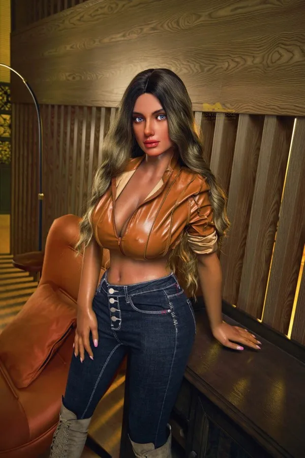 Irontech 168cm( 5'6'' ) D cup Silicone | Emily view 2